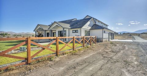 1409 Hunters Point Drive, Gardnerville, NV 89410 Photo