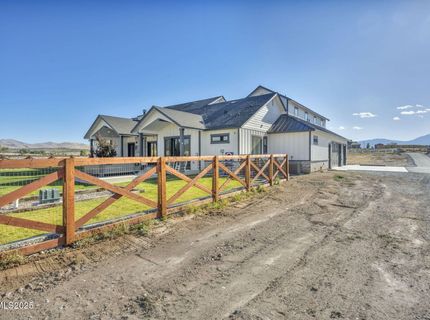 1409 Hunters Point Drive, Gardnerville, NV 89410 Photo