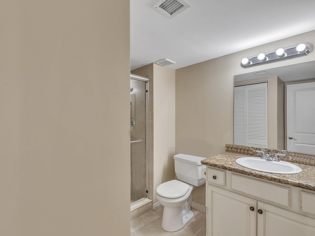 359 Lakeview Drive, Unit 201, Weston, FL 33326 Photo