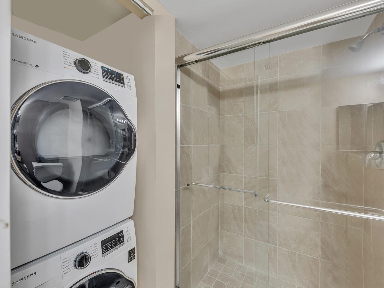 359 Lakeview Drive, Unit 201, Weston, FL 33326 Photo