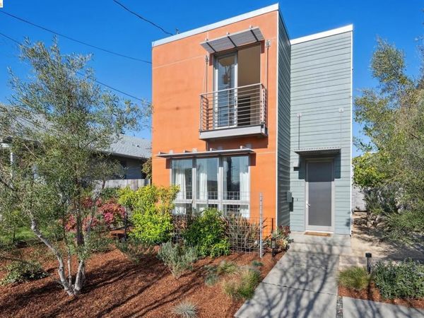 1126 Ocean Avenue, Oakland, CA 94608