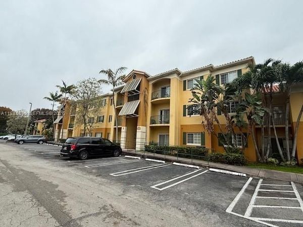 7200 NW 114th Ave, Unit 111, Doral, FL 33178
