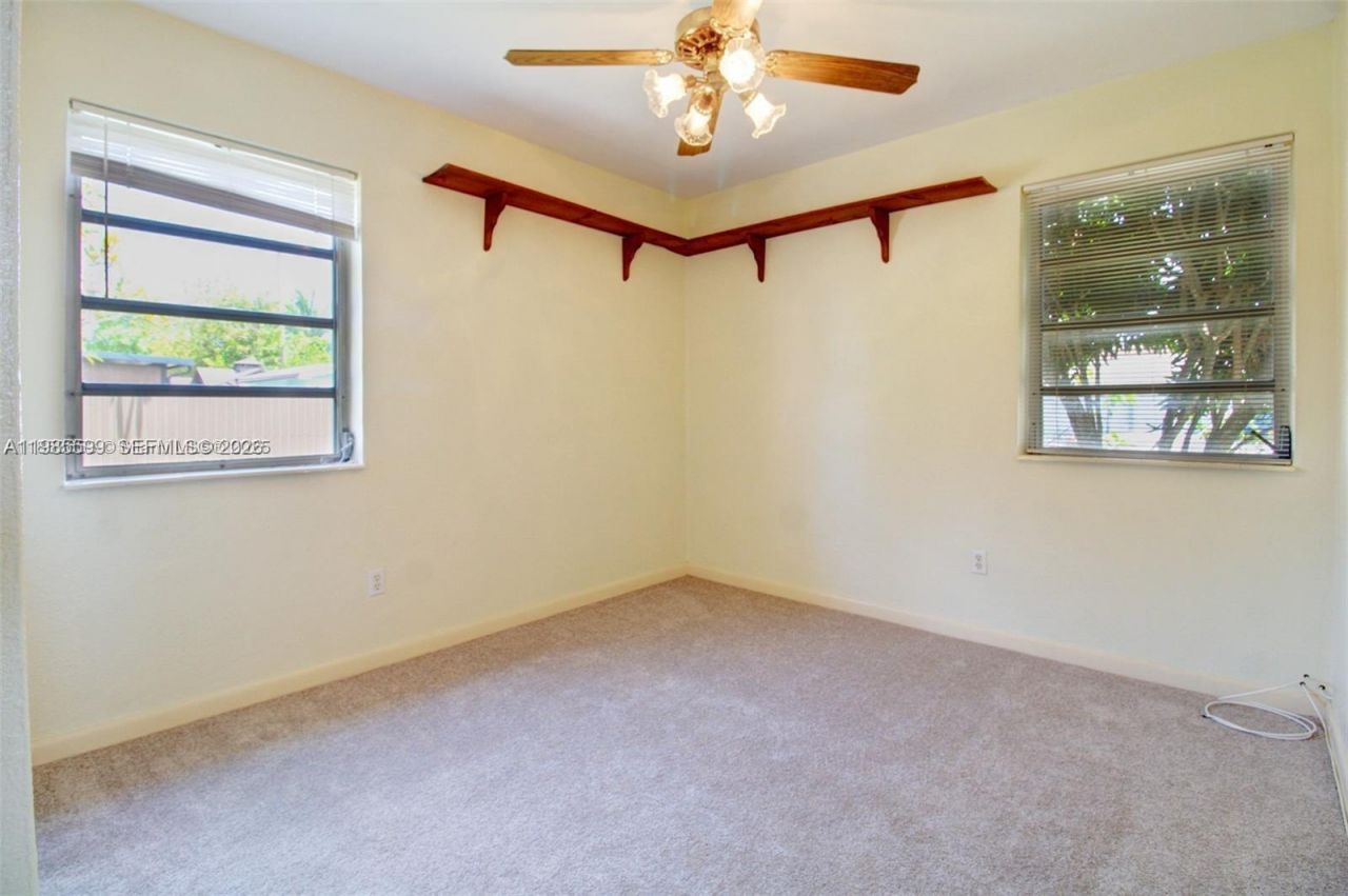 10250 Caribbean Blvd, Cutler Bay, FL 33189 Photo