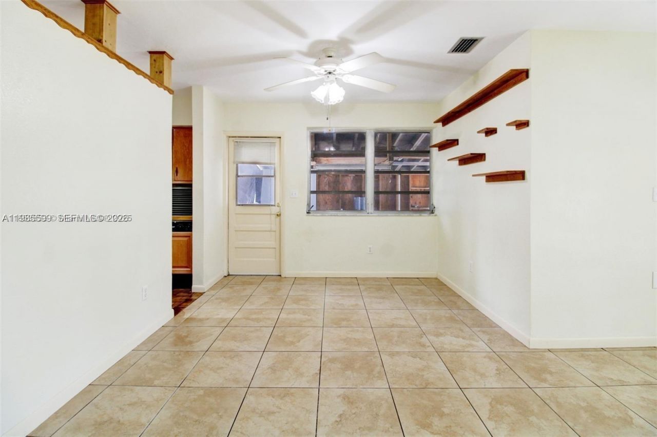 10250 Caribbean Blvd, Cutler Bay, FL 33189 Photo