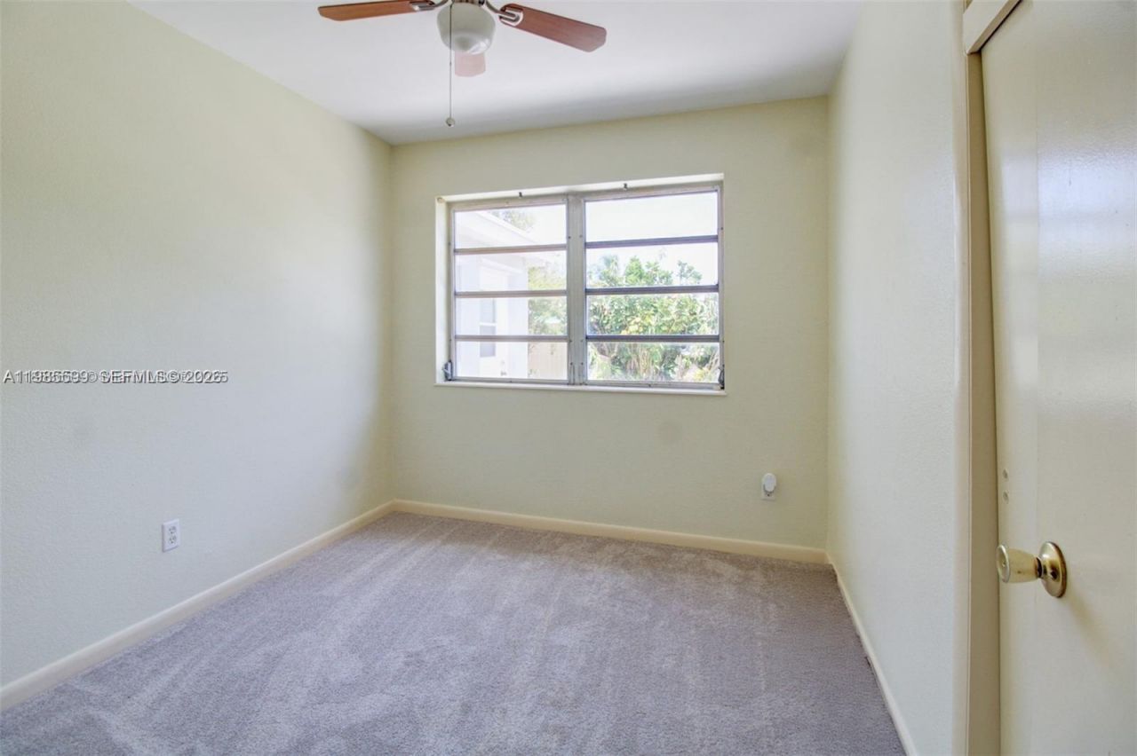 10250 Caribbean Blvd, Cutler Bay, FL 33189 Photo