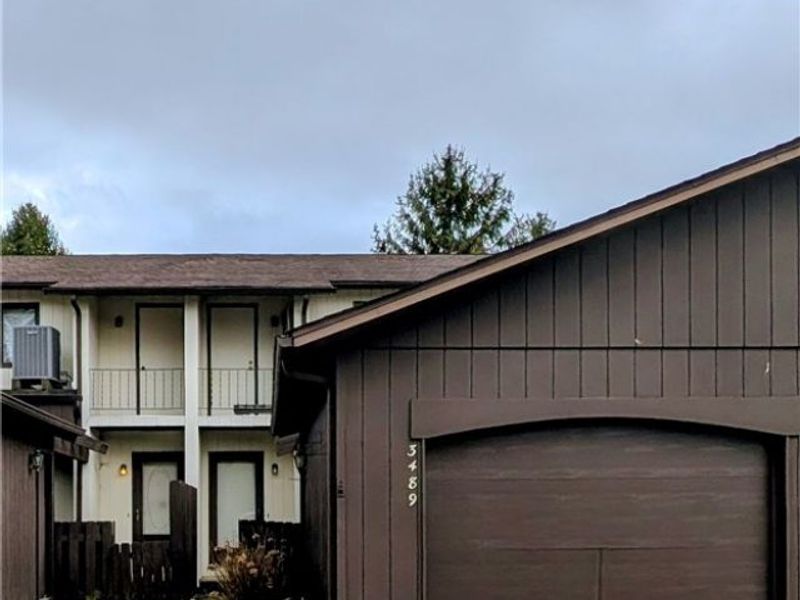 3489 Villa Casa Court, Brunswick, OH 44212 Photo 2