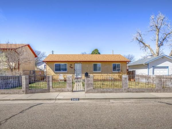 2605 Oakland Ave, Pueblo, CO 81004