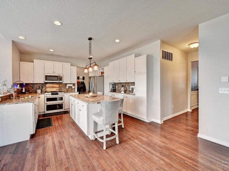 1425 Woodbury Glen Drive, Batavia Twp, OH 45102 Photo 10