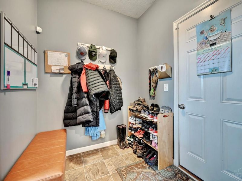 1425 Woodbury Glen Drive, Batavia Twp, OH 45102 Photo 14