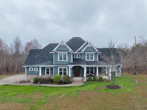 1977 Sitton Mills Place, Signal Mountain, TN 37377