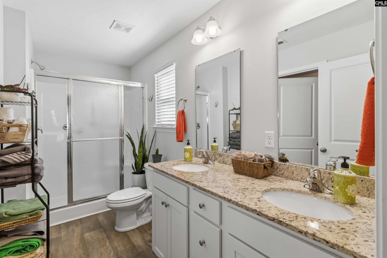 206 Carriagebrook Circle Photo 18