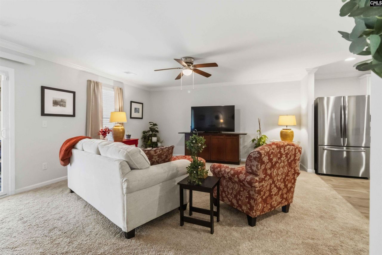 206 Carriagebrook Circle Photo 8