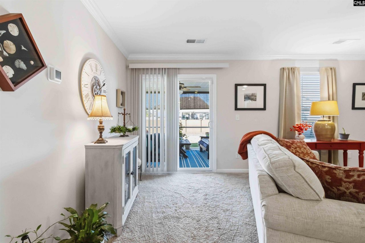 206 Carriagebrook Circle Photo 9