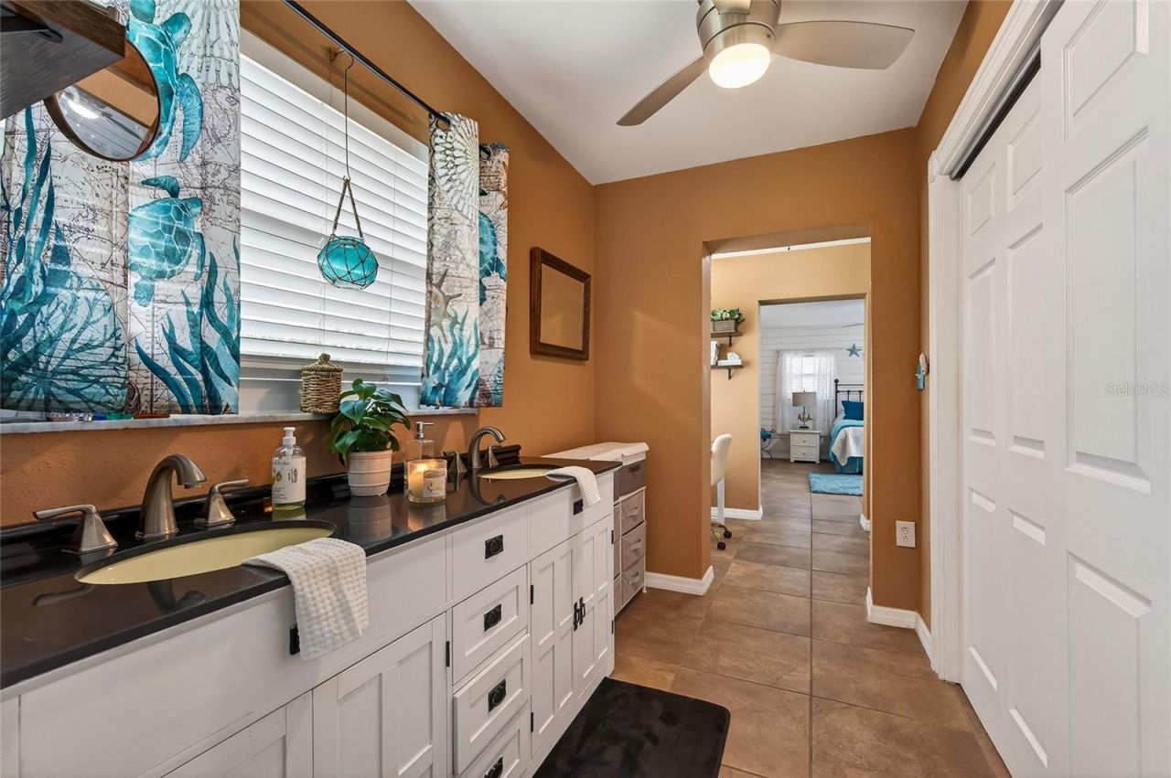 1660 La Gorce Drive , Venice, FL 34293 Photo