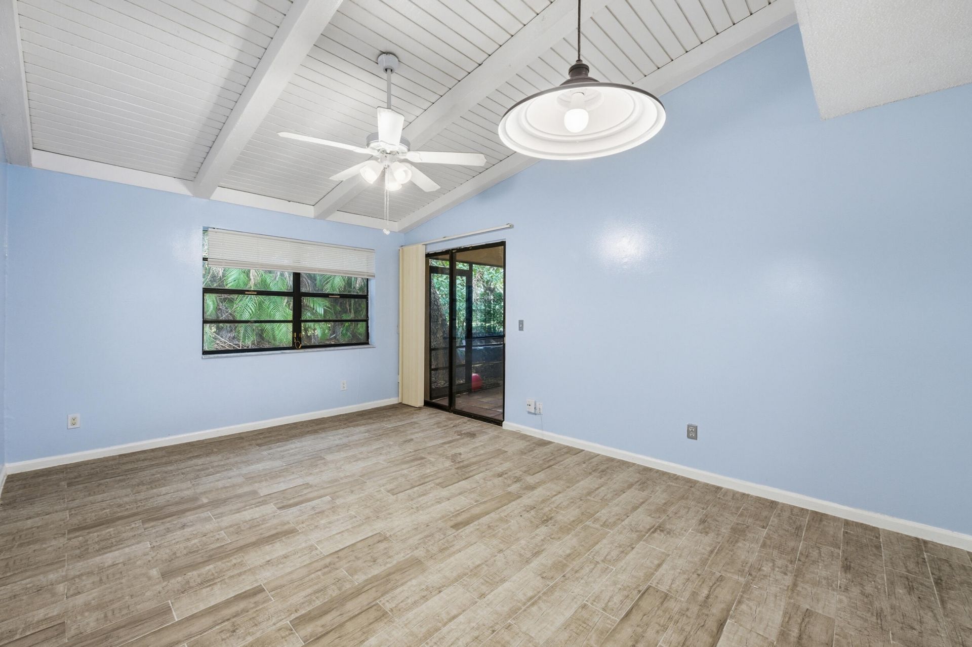 506 Glenwood Drive, West Palm Beach, FL 33415 Photo