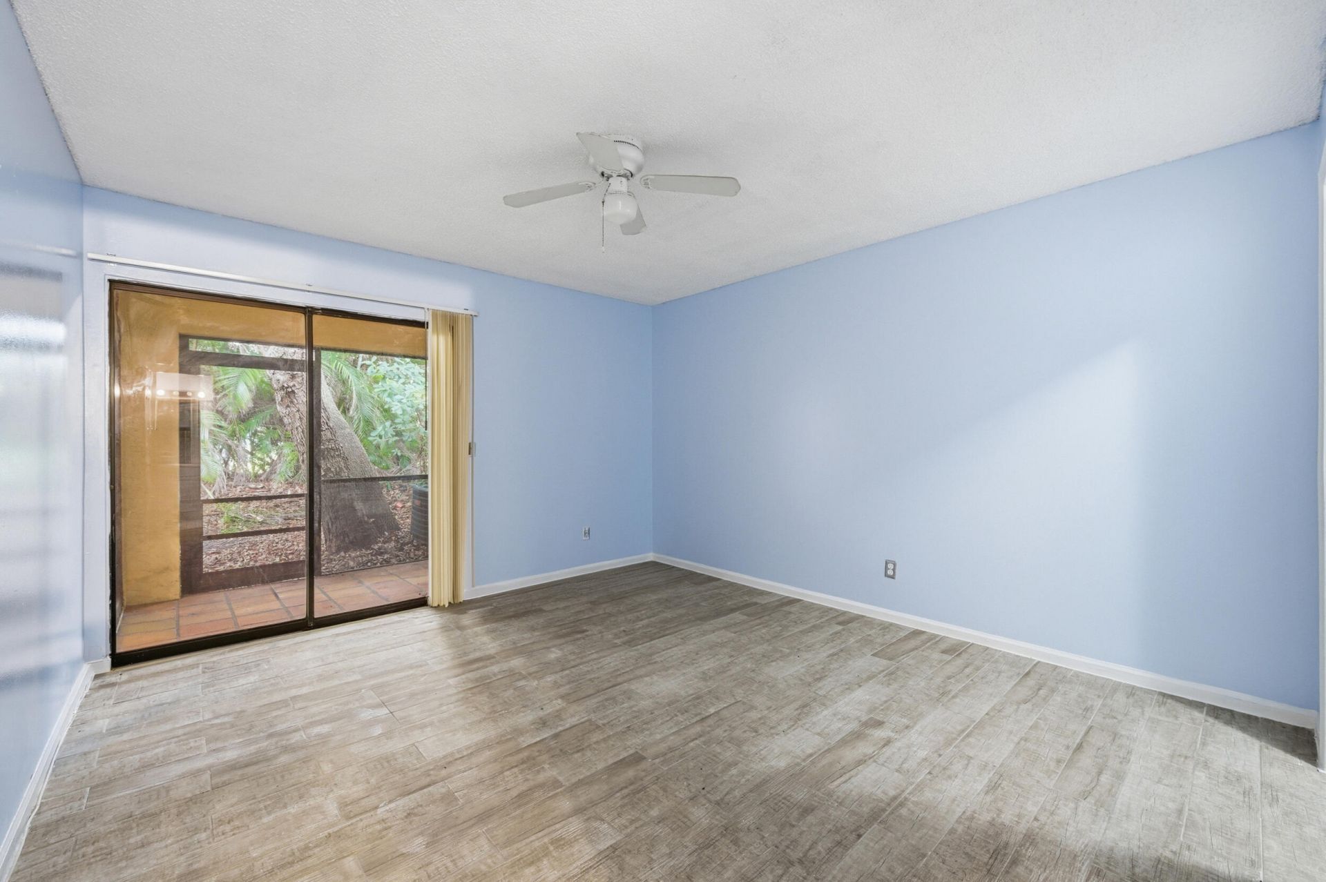 506 Glenwood Drive, West Palm Beach, FL 33415 Photo