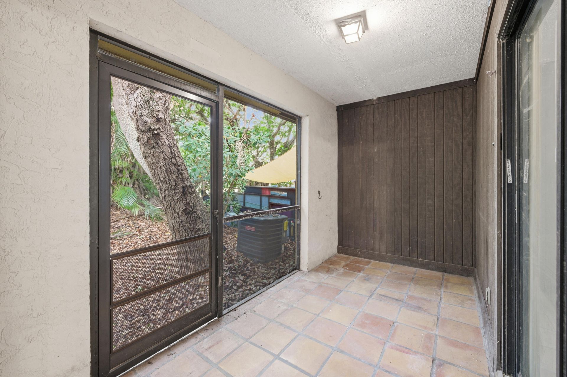 506 Glenwood Drive, West Palm Beach, FL 33415 Photo