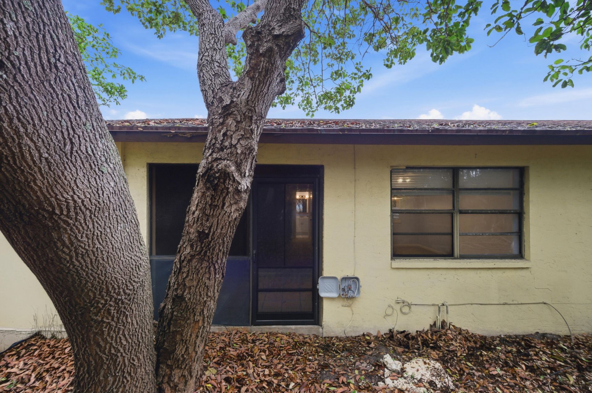 506 Glenwood Drive, West Palm Beach, FL 33415 Photo