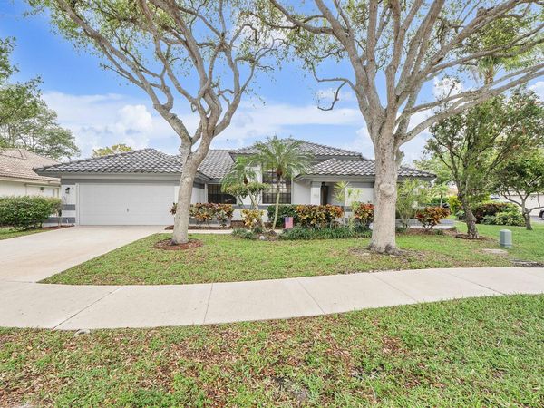 9561 N Orchard Circle, Davie, FL 33328