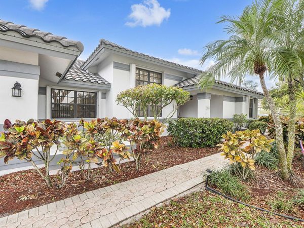 9561 N Orchard Circle, Davie, FL 33328