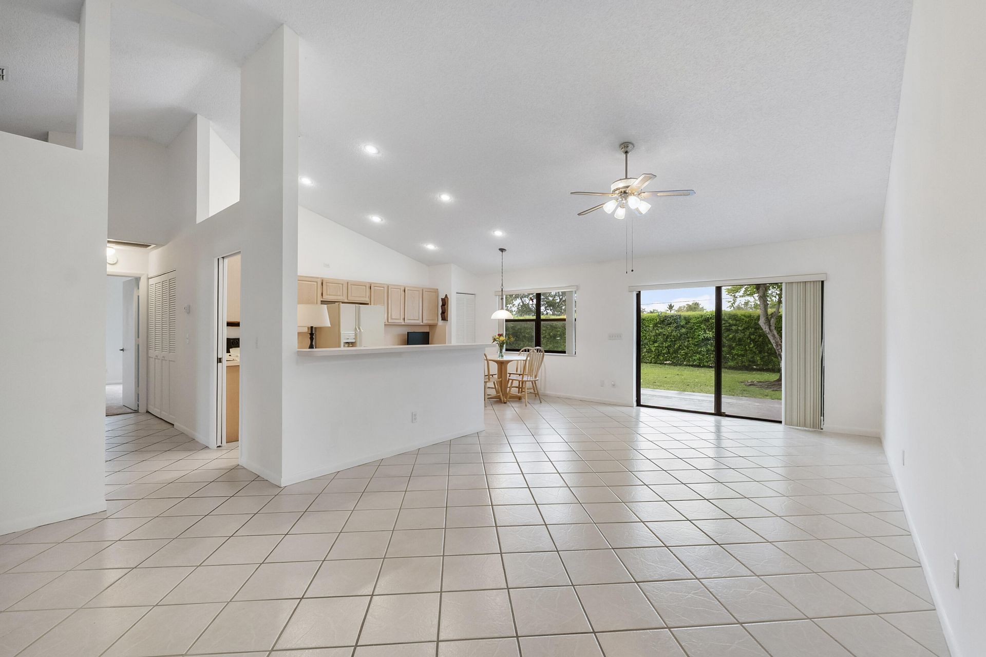 9561 N Orchard Circle, Davie, FL 33328 Photo