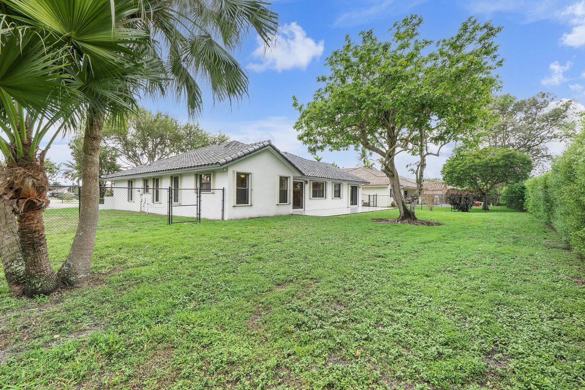 9561 N Orchard Circle, Davie, FL 33328 Photo