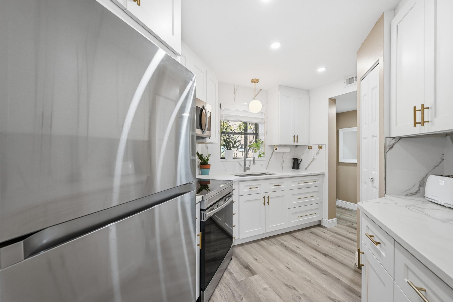 6755 W Broward Boulevard, Unit 304, Plantation, FL 33317 Photo