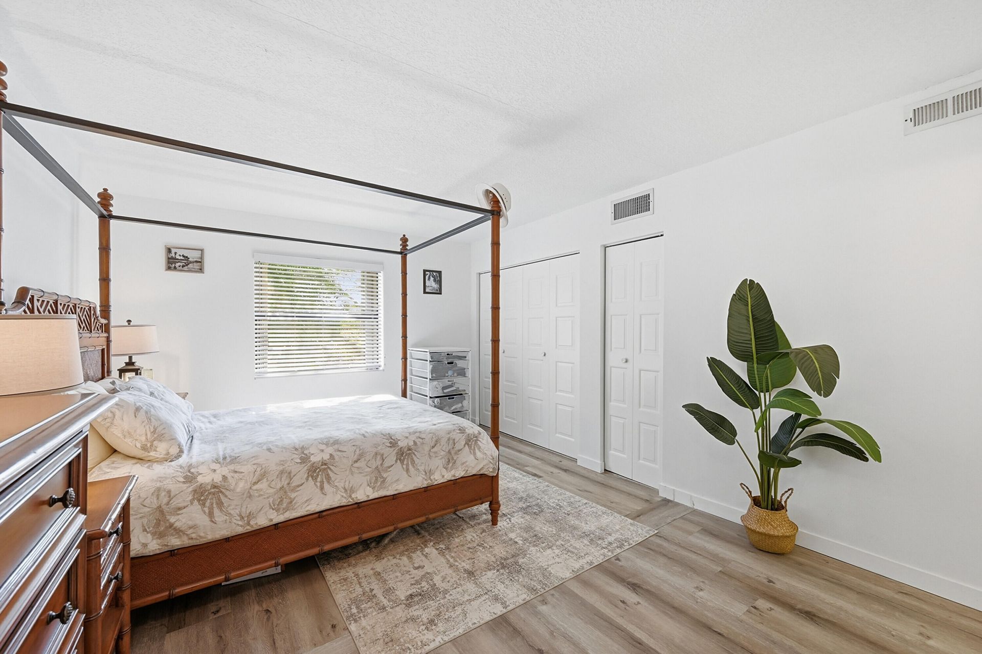 6755 W Broward Boulevard, Unit 304, Plantation, FL 33317 Photo