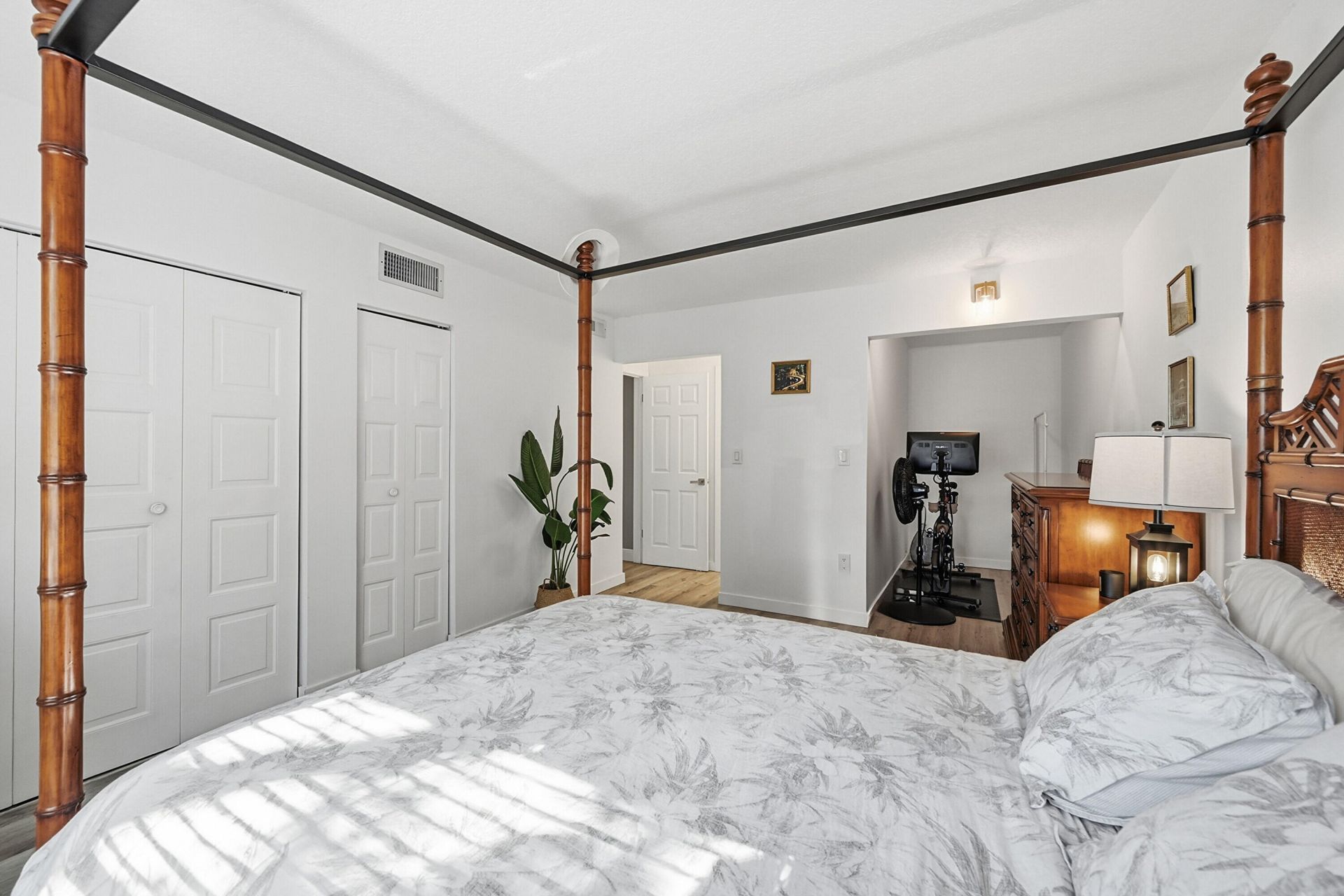 6755 W Broward Boulevard, Unit 304, Plantation, FL 33317 Photo