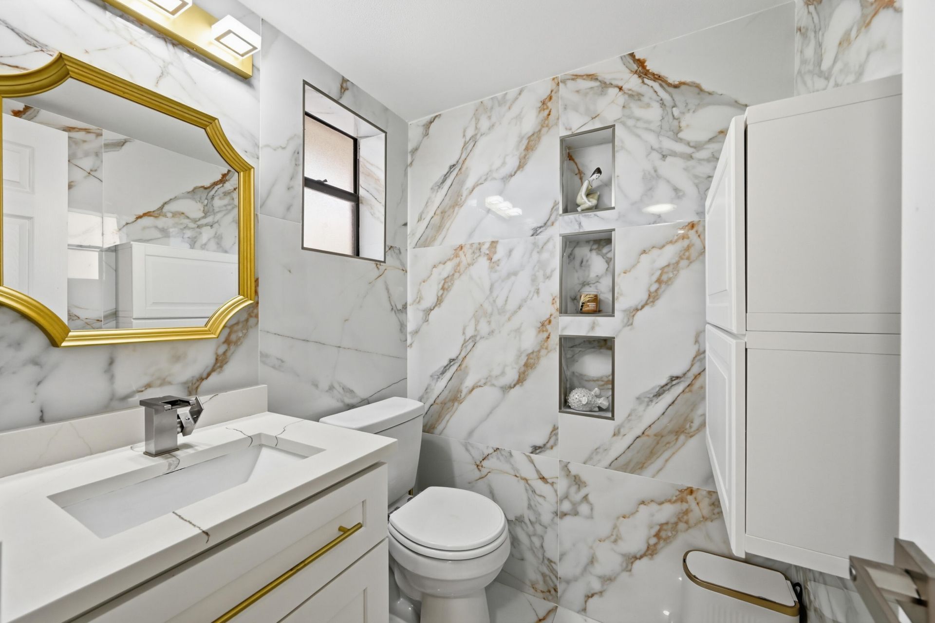 6755 W Broward Boulevard, Unit 304, Plantation, FL 33317 Photo