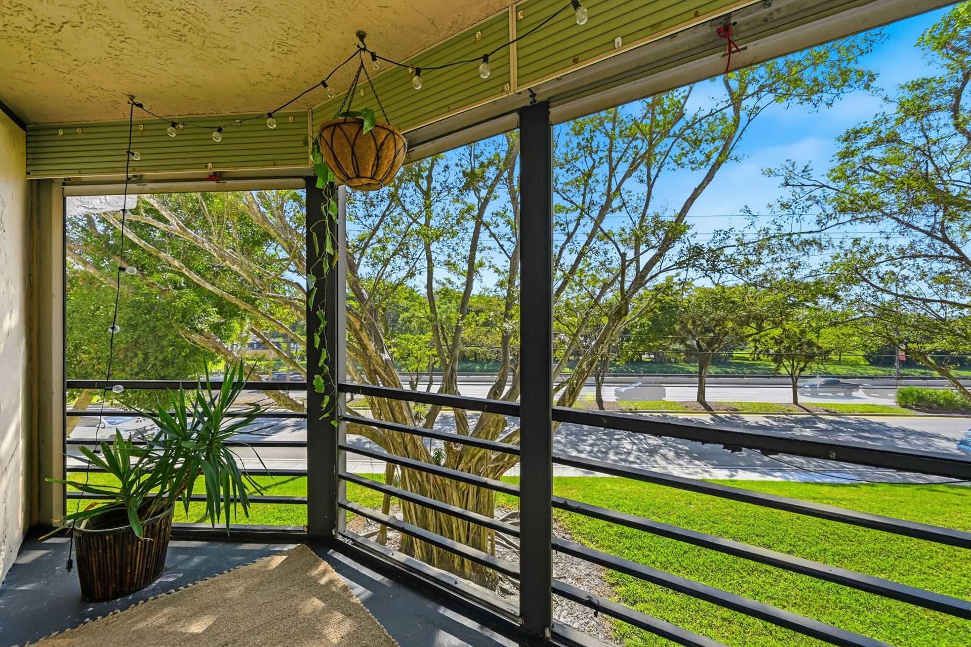 6755 W Broward Boulevard, Unit 304, Plantation, FL 33317 Photo