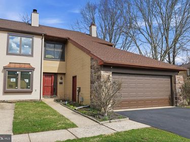 2125 WEYBRIDGE COMMONS, HOLLAND, PA 18966