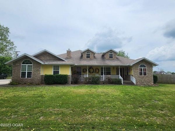 202 W Santee Street , Wheaton, MO 64874