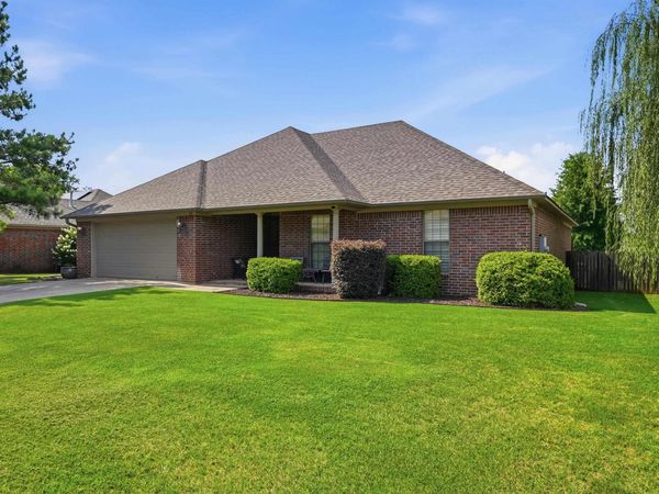 23 Mitchell Circle, Greenbrier, AR 72058