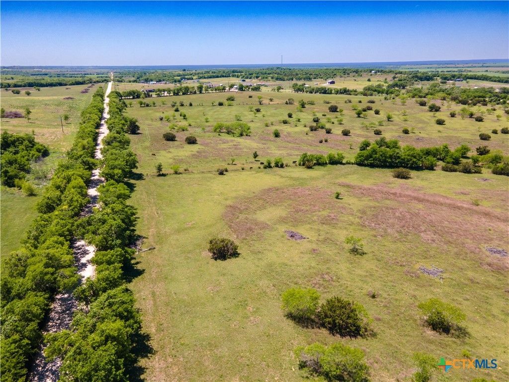850 Blue Cut Road, Moody, TX 76557 Main Photo