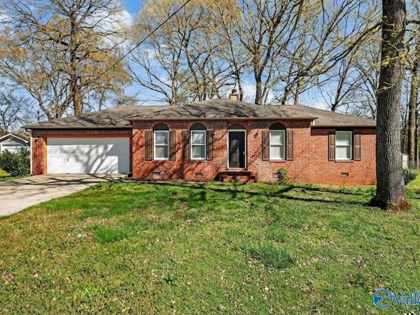 219 Stormy Drive, New Market, AL 35761