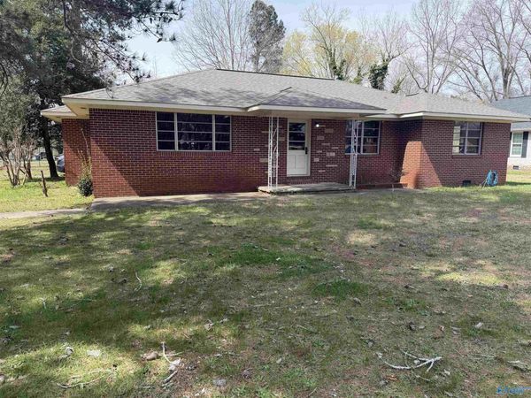 900 Brown Street, Boaz, AL 35976