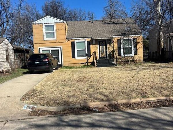 1725 NW Elm Avenue, Lawton, OK 73507