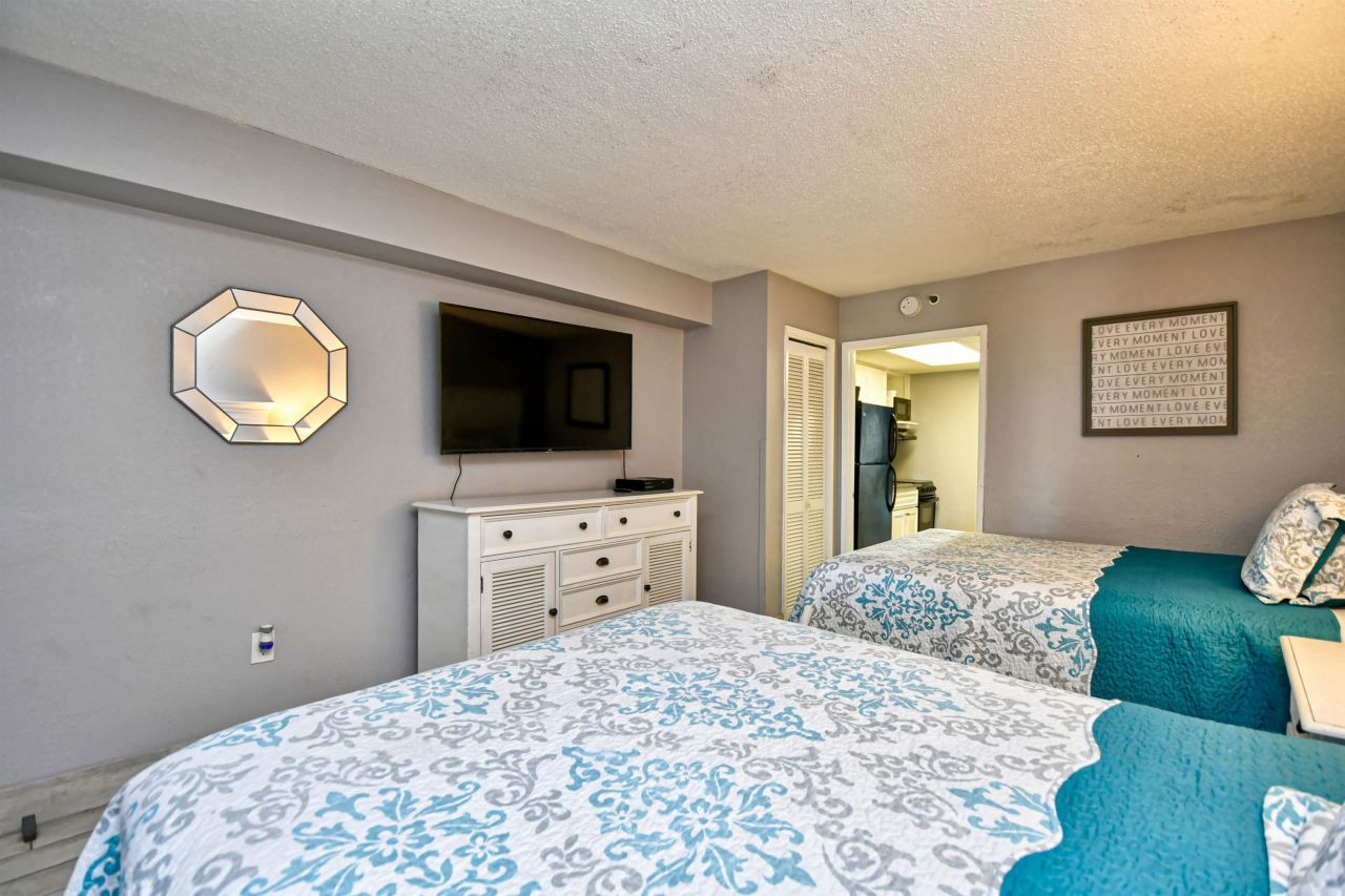 2401 S Ocean Blvd. Photo 14