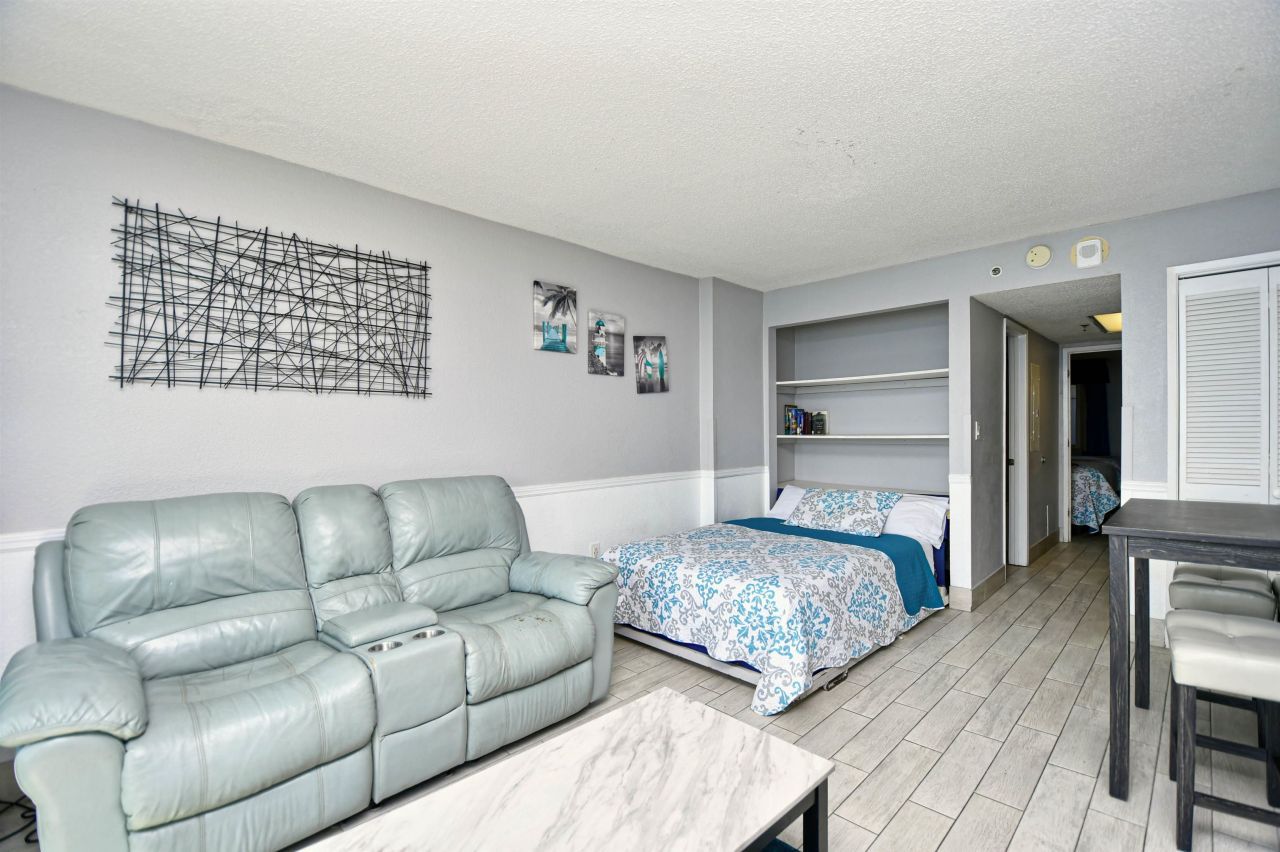 2401 S Ocean Blvd. Photo 8