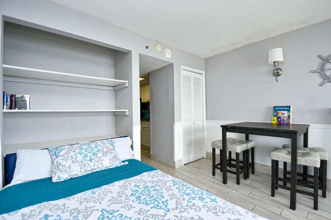 2401 S Ocean Blvd. Photo 9