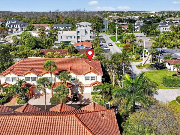 1950 NE 7th Street, Unit 105, Deerfield Beach, FL 33441