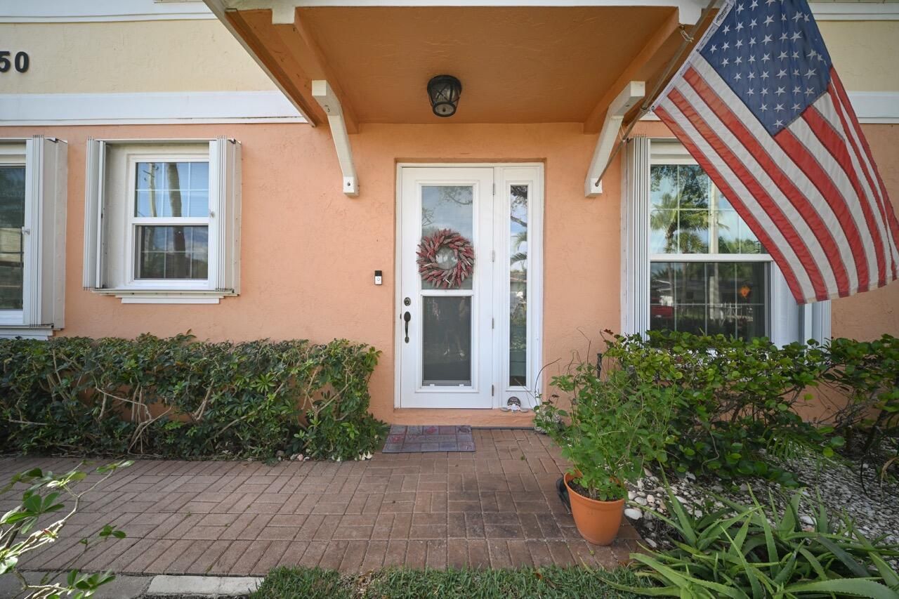 1950 NE 7th Street, Unit 105, Deerfield Beach, FL 33441 Photo