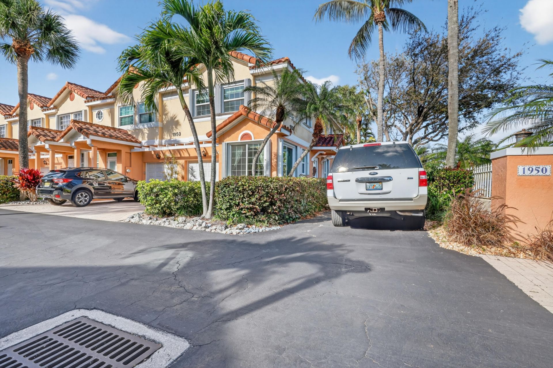 1950 NE 7th Street, Unit 105, Deerfield Beach, FL 33441 Photo