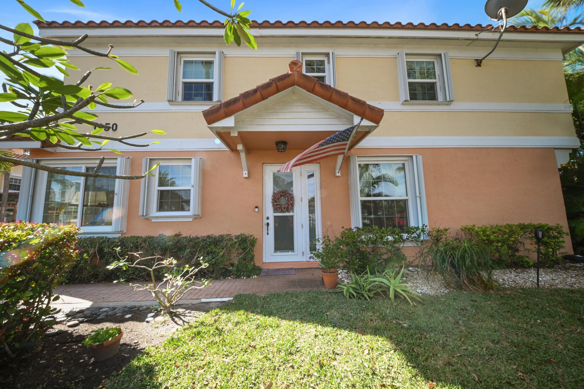 1950 NE 7th Street, Unit 105, Deerfield Beach, FL 33441 Photo