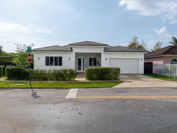 21205 Ingraham Ave Rd , Cutler Bay, FL 33189