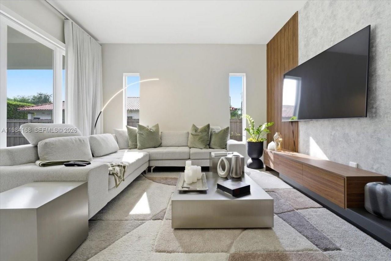 21205 Ingraham Ave Rd , Cutler Bay, FL 33189 Photo