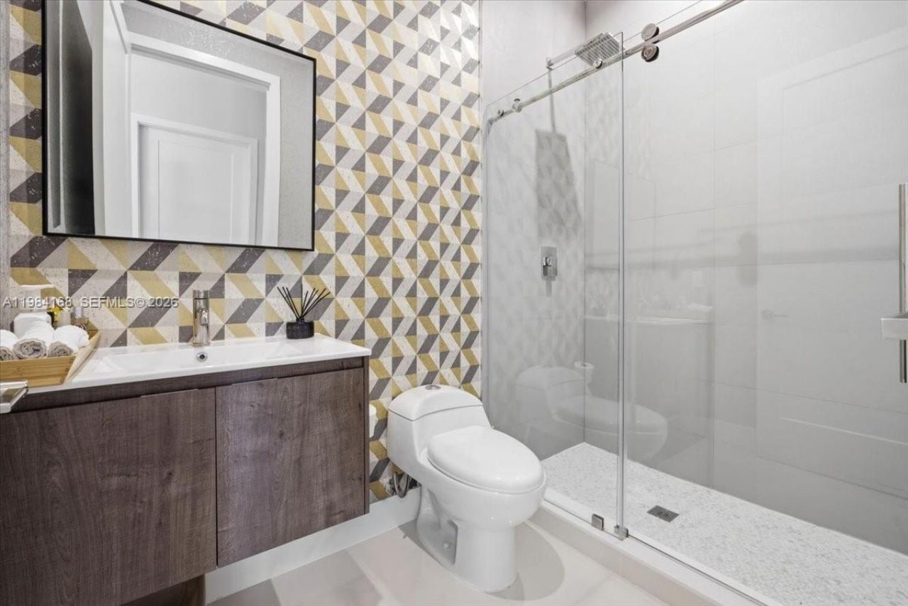 21205 Ingraham Ave Rd , Cutler Bay, FL 33189 Photo