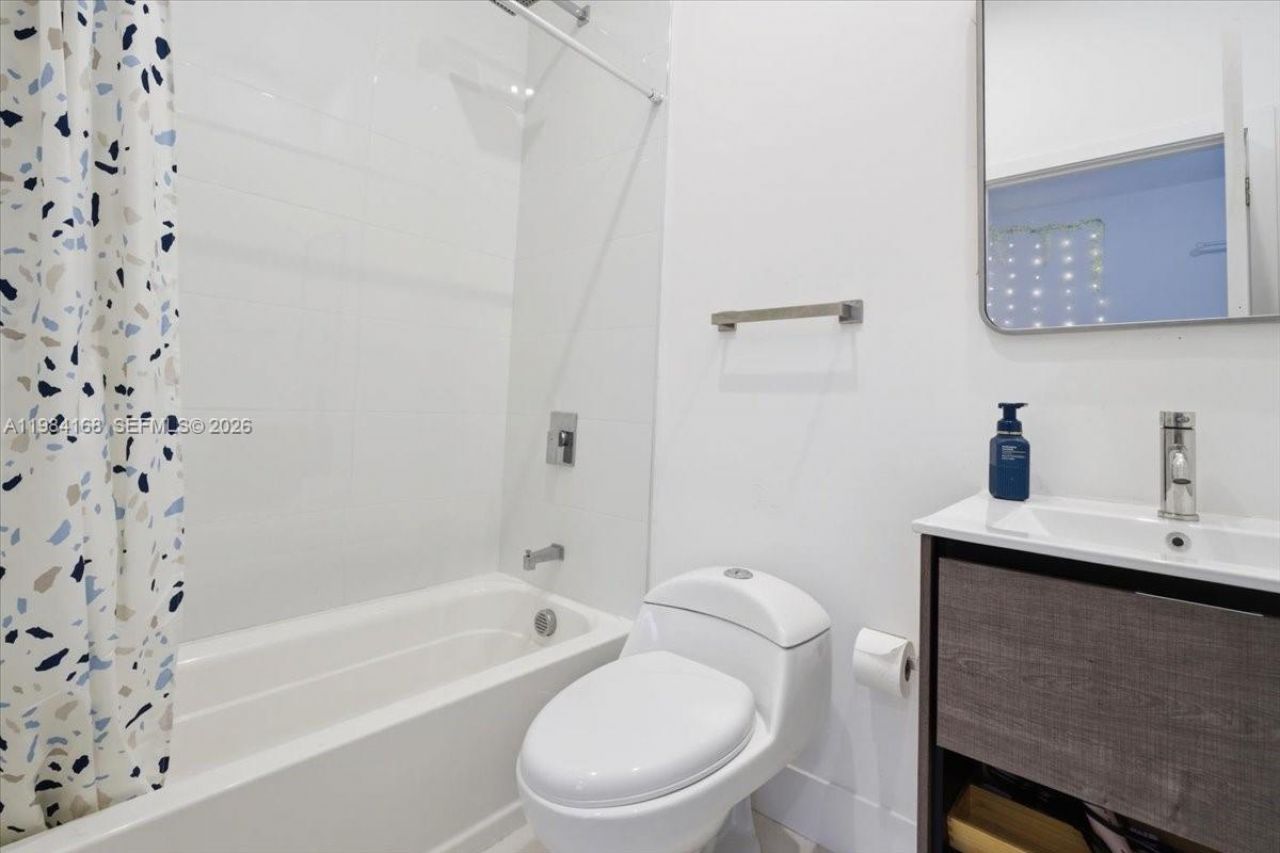 21205 Ingraham Ave Rd , Cutler Bay, FL 33189 Photo