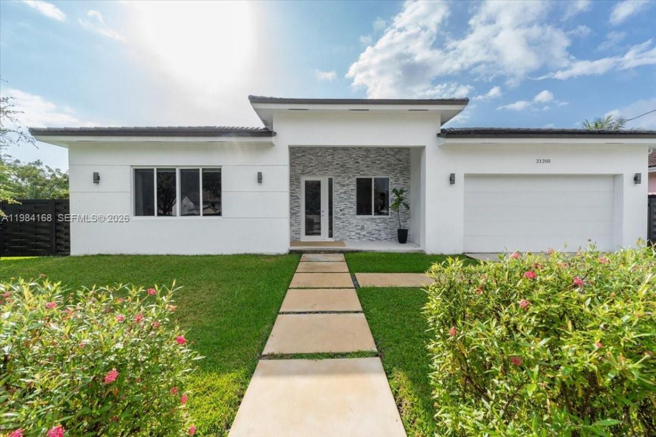 21205 Ingraham Ave Rd , Cutler Bay, FL 33189 Photo